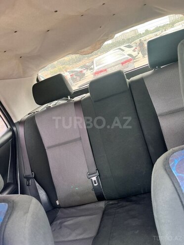 Toyota Corolla 2006, 270,000 km - 1.4 l - Bakı