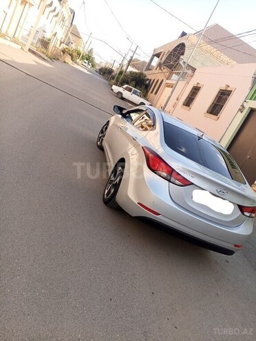 Hyundai Avante-6