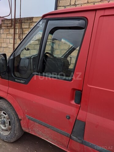 Ford Transit 2000, 500,000 km - 2.5 л - Quba