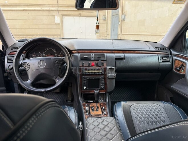 Mercedes E 320 2000, 187,000 km - 3.2 l - Bakı