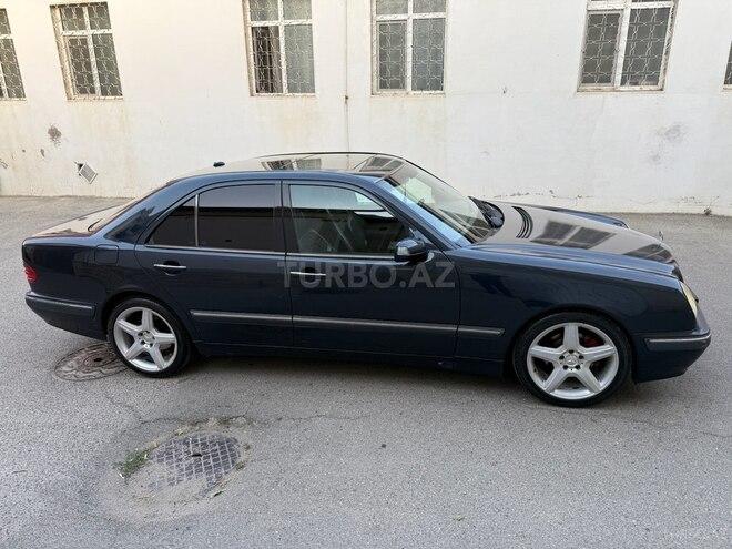 Mercedes E 320 2000, 187,000 km - 3.2 l - Bakı