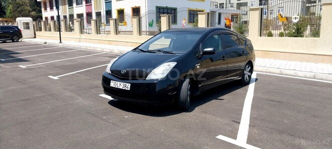 Toyota Prius-2