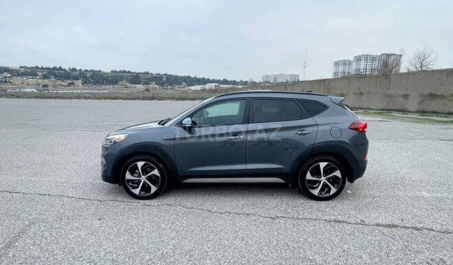 Hyundai Tucson-15