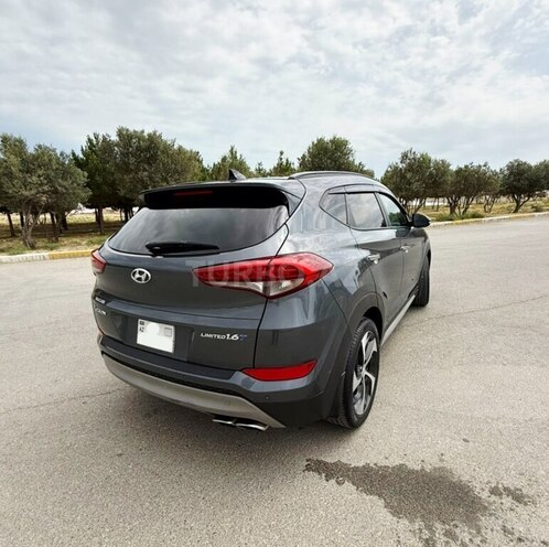 Hyundai Tucson-18