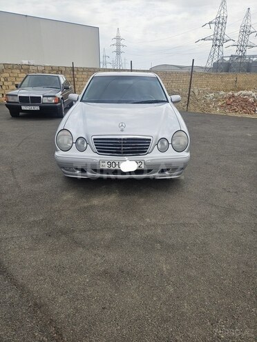 Mercedes E 270 1999, 398,900 km - 2.7 l - Sumqayıt