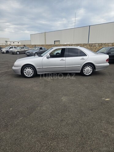 Mercedes E 270 1999, 398,900 km - 2.7 l - Sumqayıt