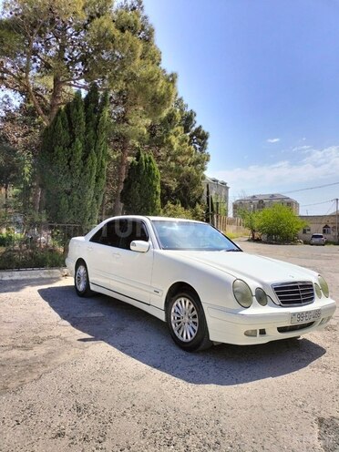 Mercedes E 220 d 2021, 420,000 km - 2.2 l - Bakı