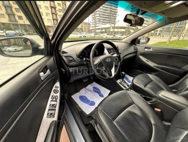 Hyundai Accent 2017, 110,000 km - 1.6 l - Bakı