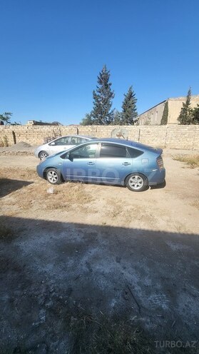 Toyota Prius-2