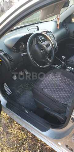 Kia  2009, 261,000 km - 1.6 l - Naftalan