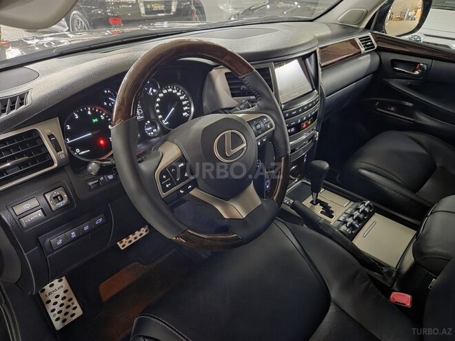 Lexus LX 570-7