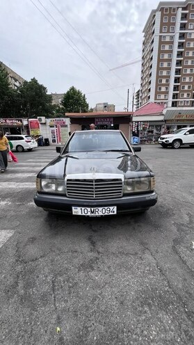 Mercedes 190 1992, 200,000 km - 2.3 л - Bakı