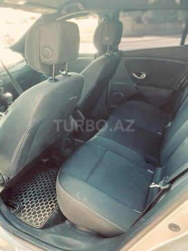 Renault Megane 2011, 300,000 km - 1.5 l - Bakı