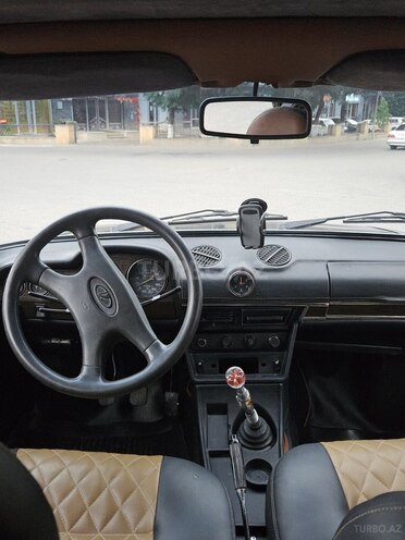 LADA (VAZ) 2106 1988, 95,000 km - 1.6 l - Qusar