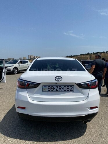 Toyota Yaris iA 2015, 233,000 km - 1.5 l - Bakı