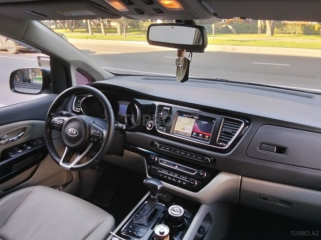 Kia Carnival 2017, 195,000 km - 2.2 l - Bakı