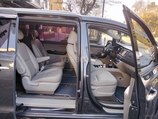 Kia Carnival 2017, 195,000 km - 2.2 l - Bakı