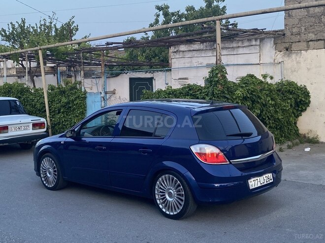 Opel Astra 2004, 320,000 km - 1.4 л - Bakı