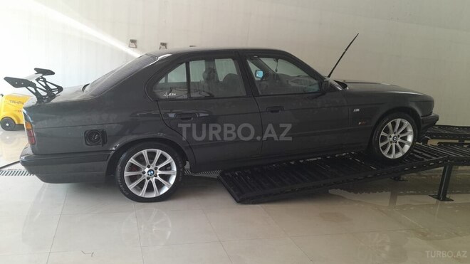 BMW 520 1992, 360,000 km - 2.0 l - Şəmkir