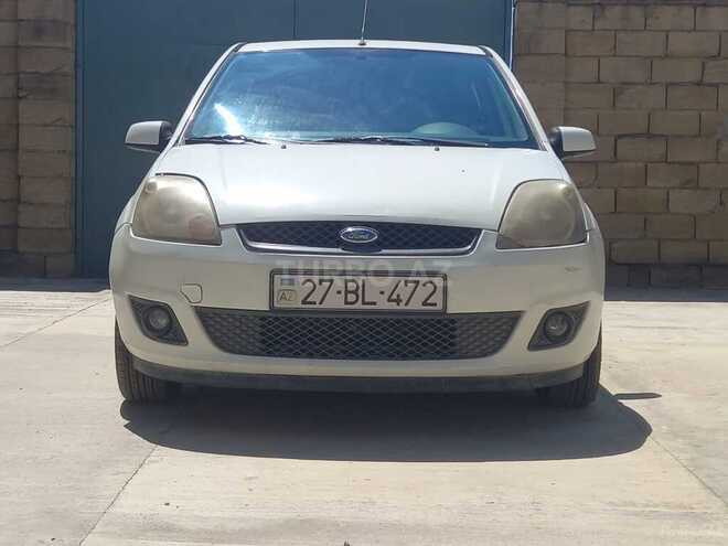 Ford Fiesta 2006, 135,000 km - 1.4 л - Bakı