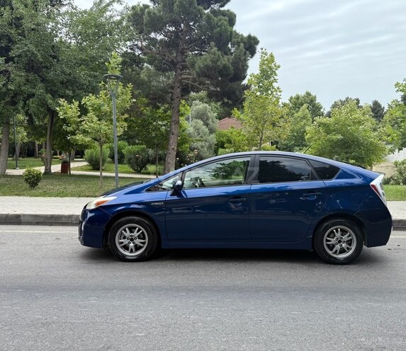 Toyota Prius 2010, 401,000 km - 1.8 l - Bakı