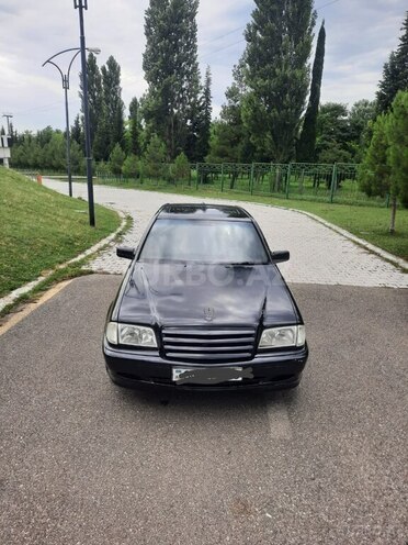 Mercedes C 240 1998, 166,000 km - 2.4 l - Balakən