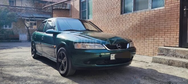 Opel Vectra 1996, 350,000 km - 1.8 l - Şəki