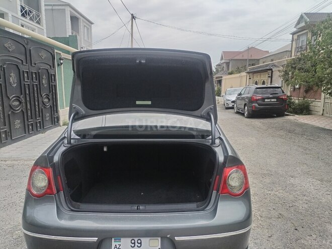 Volkswagen Passat 2005, 389,000 km - 2.0 l - Bakı