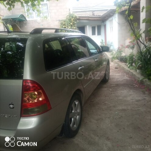 Toyota Corolla 2006, 300,000 km - 1.4 l - Qusar