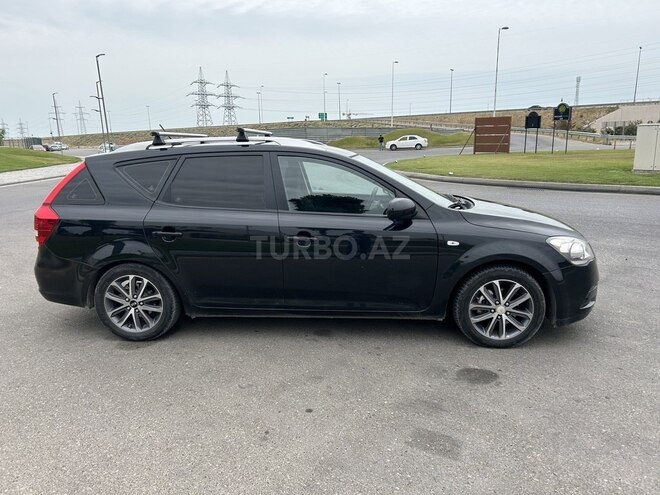Kia  2010, 243,500 km - 1.6 l - Bakı