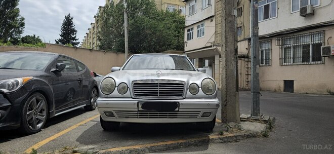 Mercedes E 240 1998, 285,000 km - 2.4 l - Bakı