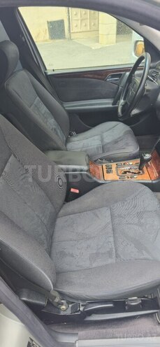 Mercedes E 240 1998, 285,000 km - 2.4 l - Bakı