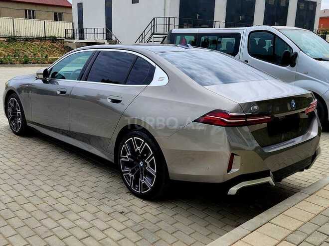 BMW i5 2025, 5,400 km - 0.0 l - Bakı