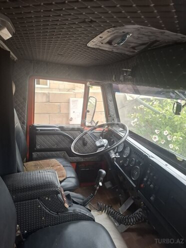KamAz 5320 1992, 300,000 km - 11.0 l - Gəncə