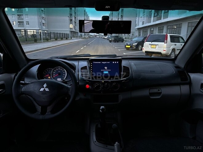 Mitsubishi L200 2007, 100,000 km - 2.5 л - Bakı