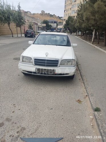 Mercedes C 220 1995, 349,000 km - 2.2 л - Bakı