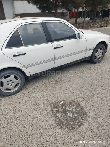 Mercedes C 220 1995, 349,000 km - 2.2 л - Bakı