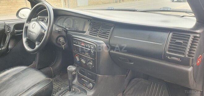 Opel Vectra 1996, 406,000 km - 2.0 l - Astara