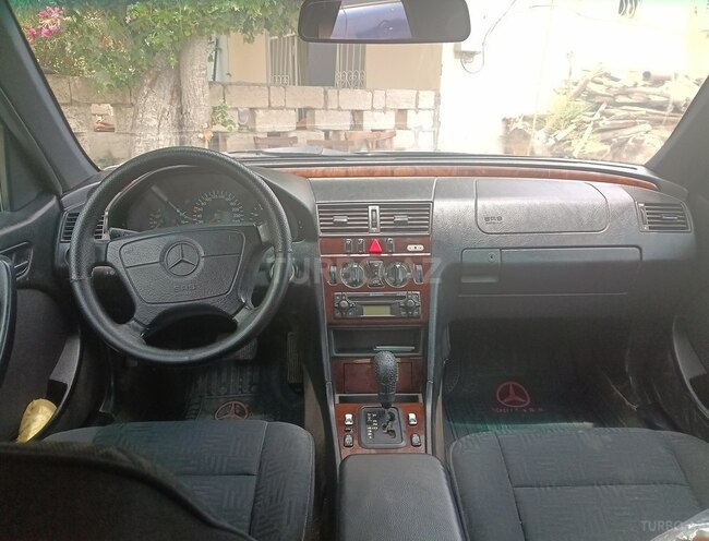 Mercedes C 240 1997, 320,000 km - 2.4 л - Zərdab