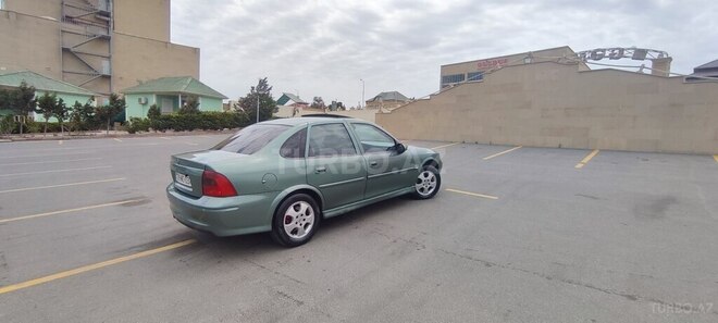 Opel Vectra 1999, 436,117 km - 1.6 l - Bakı