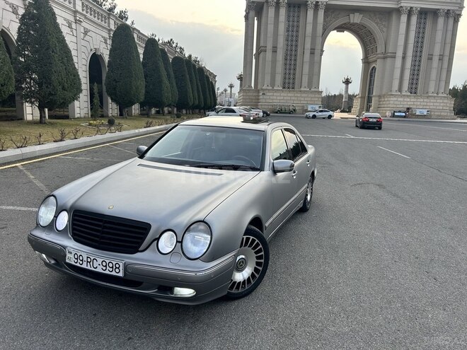 Mercedes E 240 2001, 315,000 km - 2.4 l - Gəncə