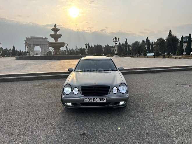 Mercedes E 240 2001, 315,000 km - 2.4 l - Gəncə