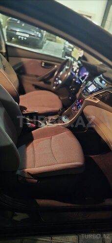 Hyundai Elantra 2015, 84,973 km - 1.8 л - Bakı