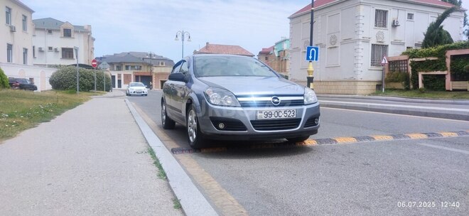 Opel Astra 2006, 355,000 km - 1.3 l - Bakı