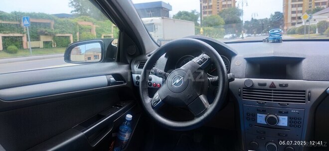 Opel Astra 2006, 355,000 km - 1.3 l - Bakı