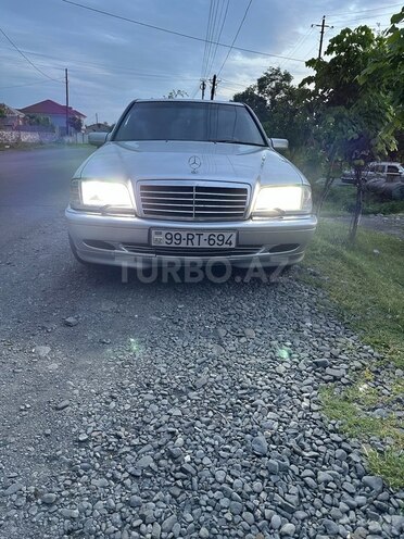 Mercedes C 220 d 2000, 330,000 km - 2.2 л - Zaqatala