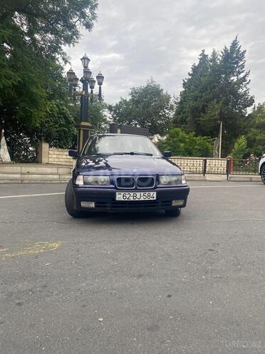 BMW 318 1993, 350,000 km - 1.8 l - Zaqatala