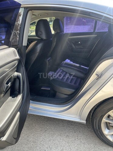Volkswagen Passat CC-11
