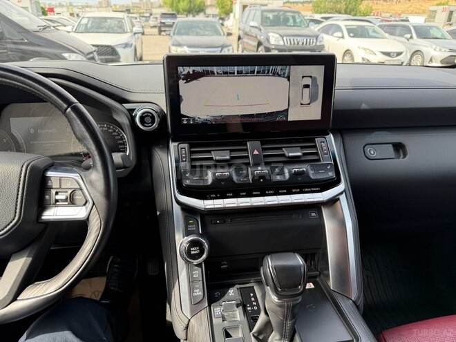 Toyota Land Cruiser-18