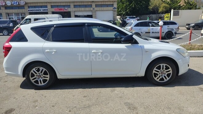 Kia  2008, 325,000 km - 1.6 l - Bakı